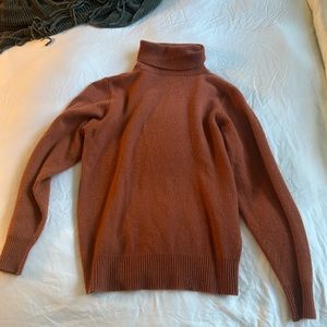100% Cashmere Turtleneck Sweater